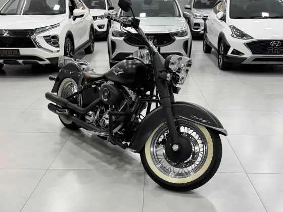 HARLEY-DAVIDSON SOFTAIL DELUXE HARLEY-DAVIDSON SOFTAIL DELUXE