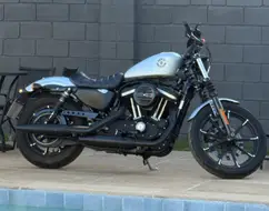 HARLEY-DAVIDSON SPORTSTER IRON 883 HARLEY-DAVIDSON SPORTSTER IRON 883