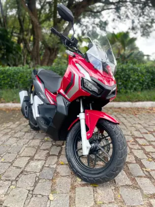 HONDA ADV 