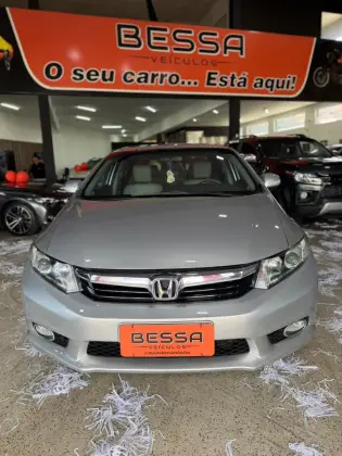 HONDA CIVIC 1.8 EXS 16V FLEX 4P AUTOMÁTICO HONDA CIVIC 1.8 EXS 16V FLEX 4P AUTOMÁTICO