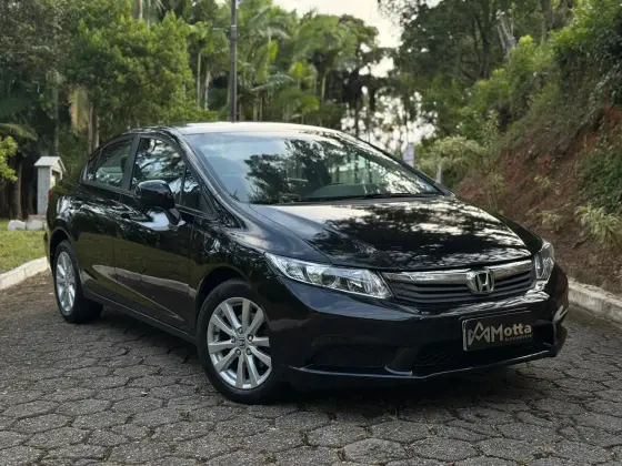 HONDA CIVIC 1.8 LXS 16V FLEX 4P MANUAL