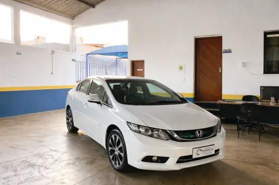 HONDA CIVIC 2.0 LXR 16V FLEX 4P AUTOMÁTICO HONDA CIVIC 2.0 LXR 16V FLEX 4P AUTOMÁTICO