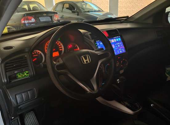 HONDA-CITY-2010