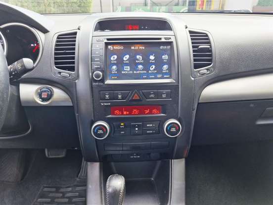 KIA-SORENTO-3.5 V6 GASOLINA EX 7L 4WD AUTOMÁTICO KIA-SORENTO-2011
