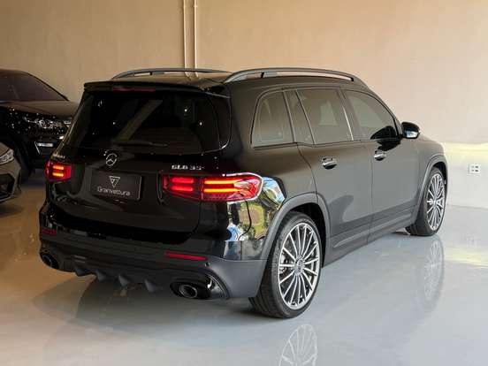 MERCEDES-BENZ-GLB 35 AMG-2.0 MHEV 4MATIC SPEEDSHIFT MERCEDES-BENZ-GLB 35 AMG-2023