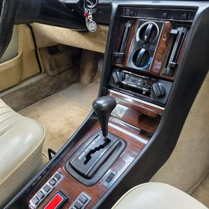 MERCEDES-BENZ-280 SE-1978