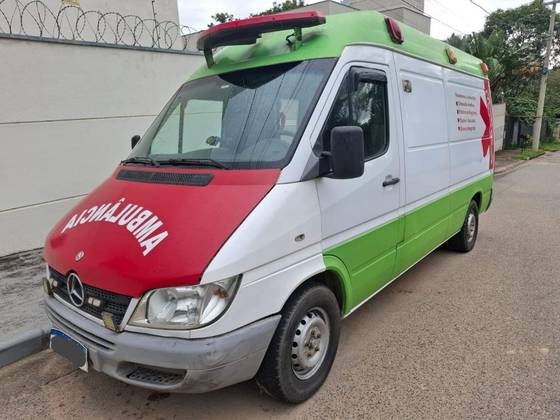 MERCEDES-BENZ SPRINTER 2.2 FURGÃO 313 CDI TETO ELEVADO DIESEL 3P MANUAL