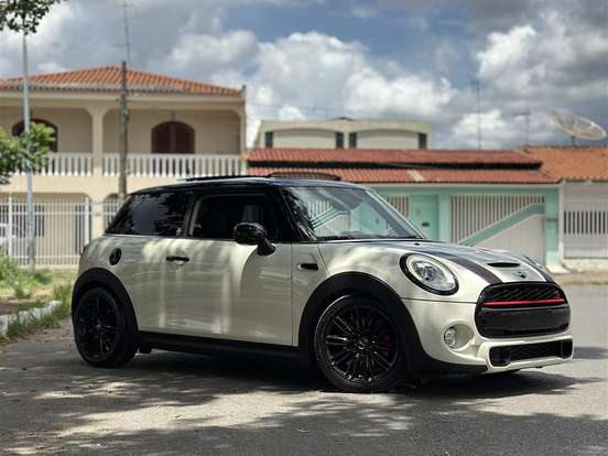 MINI-COOPER-2.0 S EXCLUSIVE 16V TURBO GASOLINA 2P AUTOMÁTICO MINI-COOPER-2016