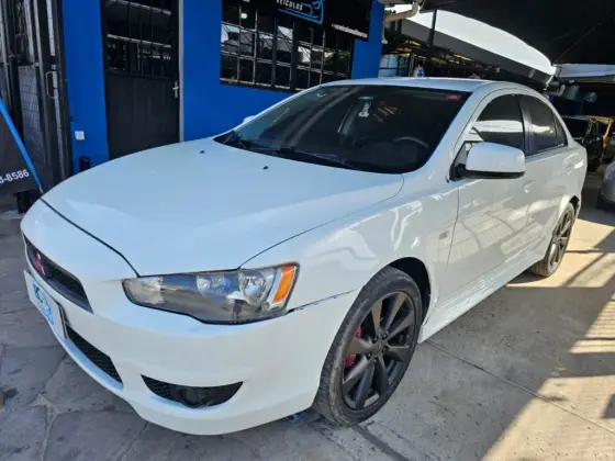 MITSUBISHI LANCER 2.0 16V GASOLINA 4P AUTOMÁTICO