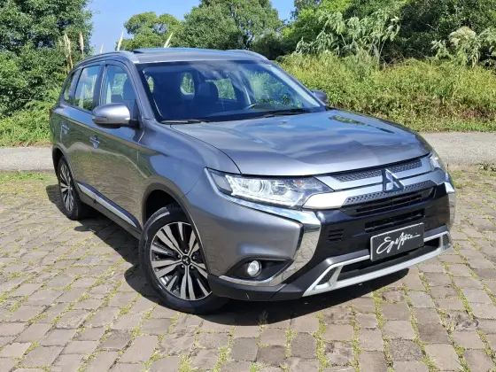 MITSUBISHI OUTLANDER 2.0 MIVEC GASOLINA HPE AUTOMÁTICO MITSUBISHI OUTLANDER 2.0 MIVEC GASOLINA HPE AUTOMÁTICO