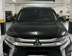 MITSUBISHI OUTLANDER 2.2 4X4 16V DIESEL 4P AUTOMÁTICO MITSUBISHI OUTLANDER 2.2 4X4 16V DIESEL 4P AUTOMÁTICO