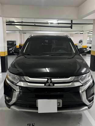 MITSUBISHI-OUTLANDER-2018