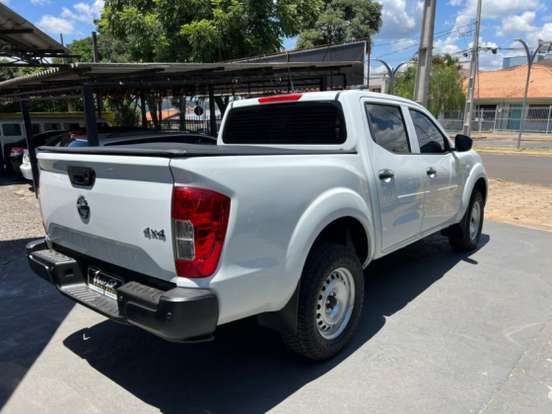 NISSAN-FRONTIER-2022