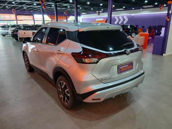 NISSAN-KICKS-2024