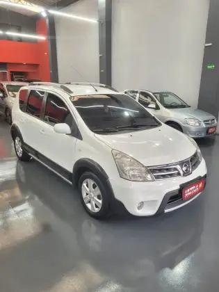 NISSAN LIVINA 1.8 SL X-GEAR 16V FLEX 4P AUTOMÁTICO NISSAN LIVINA 1.8 SL X-GEAR 16V FLEX 4P AUTOMÁTICO