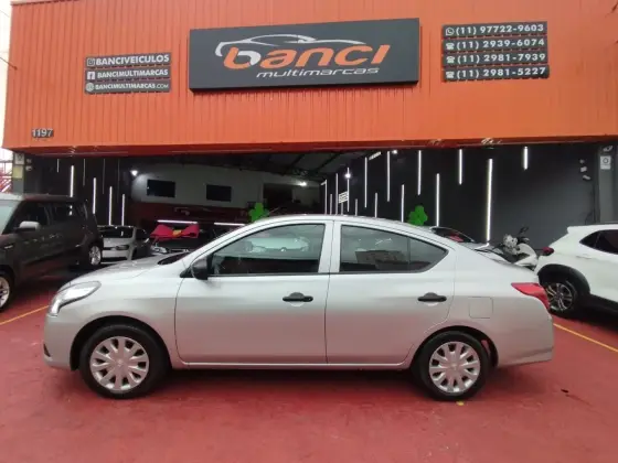 NISSAN VERSA 1.6 16V FLEXSTART V-DRIVE SPECIAL EDITION XTRONIC NISSAN VERSA 1.6 16V FLEXSTART V-DRIVE SPECIAL EDITION XTRONIC