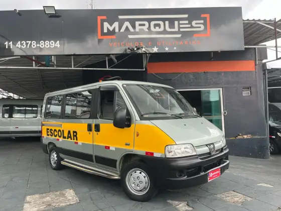 PEUGEOT BOXER 2.3 HDI 330 PASSAGEIRO 16 LUGARES 8V DIESEL 3P MANUAL