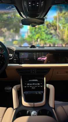 PORSCHE-CAYENNE-2023