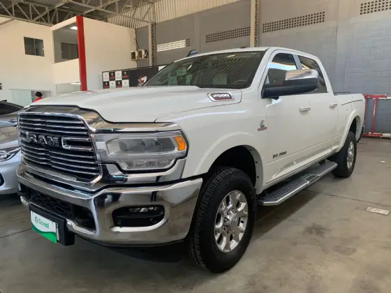 RAM 2500 6.7 I6 TURBO DIESEL LARAMIE CD 4X4 AUTOMÁTICO RAM 2500 6.7 I6 TURBO DIESEL LARAMIE CD 4X4 AUTOMÁTICO