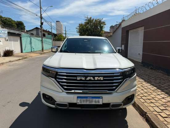 RAM-RAMPAGE-2.0 TURBO DIESEL LARAMIE 4X4 AUTOMÁTICO RAM-RAMPAGE-2023
