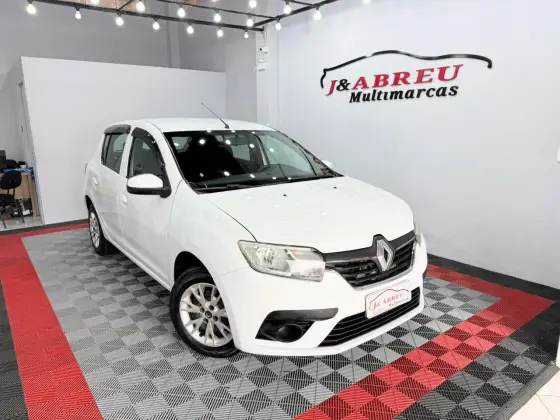 RENAULT SANDERO 1.0 12V SCE FLEX LIFE MANUAL RENAULT SANDERO 1.0 12V SCE FLEX LIFE MANUAL