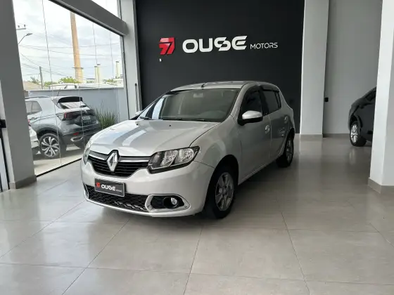 RENAULT SANDERO 1.0 12V SCE FLEX VIBE MANUAL RENAULT SANDERO 1.0 12V SCE FLEX VIBE MANUAL