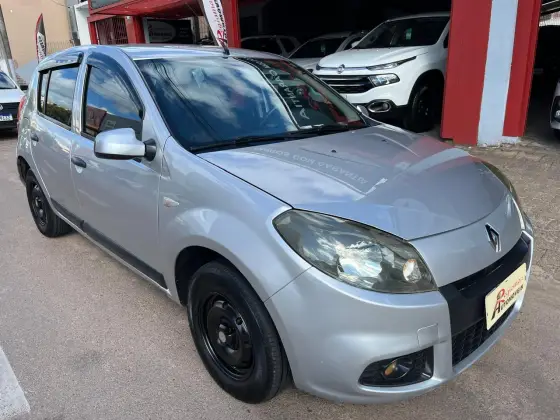 RENAULT SANDERO 1.0 EXPRESSION 16V FLEX 4P MANUAL