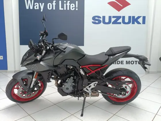 SUZUKI GSX-8S SUZUKI GSX-8S