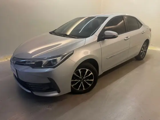 TOYOTA COROLLA 1.8 GLI 16V FLEX 4P AUTOMÁTICO TOYOTA COROLLA 1.8 GLI 16V FLEX 4P AUTOMÁTICO