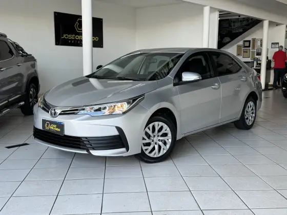TOYOTA COROLLA 1.8 GLI 16V FLEX 4P AUTOMÁTICO