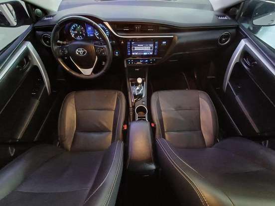 TOYOTA-COROLLA-2018