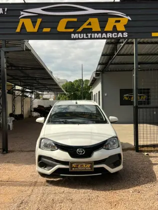 TOYOTA ETIOS 1.3 X 16V FLEX 4P AUTOMÁTICO TOYOTA ETIOS 1.3 X 16V FLEX 4P AUTOMÁTICO