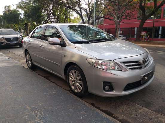 TOYOTA-COROLLA-2011