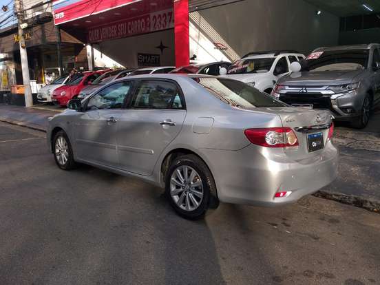 TOYOTA-COROLLA-2.0 ALTIS 16V FLEX 4P AUTOMÁTICO TOYOTA-COROLLA-2011