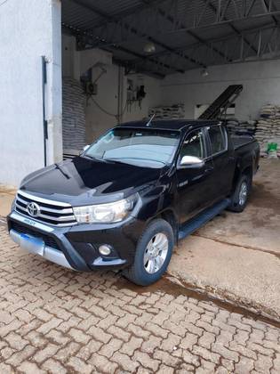TOYOTA HILUX 2.8 SRV 4X4 CD 16V DIESEL 4P AUTOMÁTICO