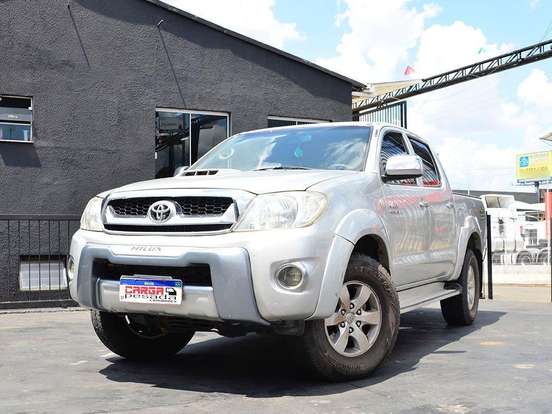 TOYOTA-HILUX-3.0 SRV 4X4 CD 16V TURBO INTERCOOLER DIESEL 4P AUTOMÁTICO TOYOTA-HILUX-2011