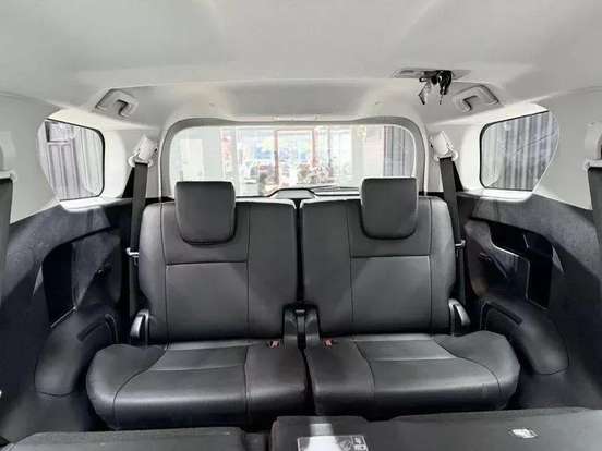 TOYOTA-HILUX SW4-2024