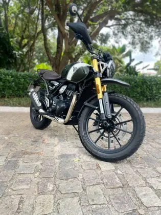 TRIUMPH SCRAMBLER 400 X 