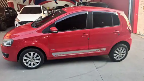 VOLKSWAGEN-FOX-1.0 MI 8V FLEX 4P MANUAL VOLKSWAGEN-FOX-2012