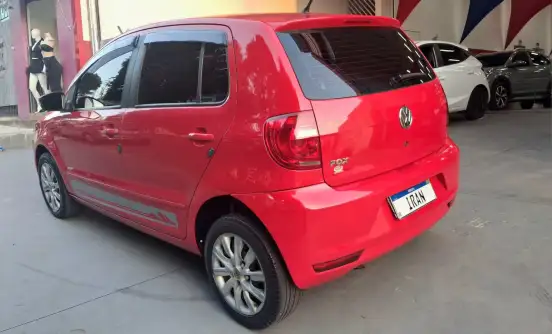 VOLKSWAGEN-FOX-1.0 MI 8V FLEX 4P MANUAL VOLKSWAGEN-FOX-2012
