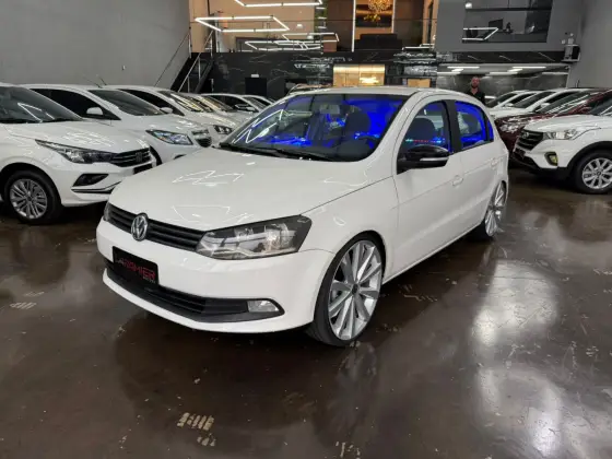 VOLKSWAGEN GOL 1.0 MI 8V FLEX 4P MANUAL G.V VOLKSWAGEN GOL 1.0 MI 8V FLEX 4P MANUAL G.V