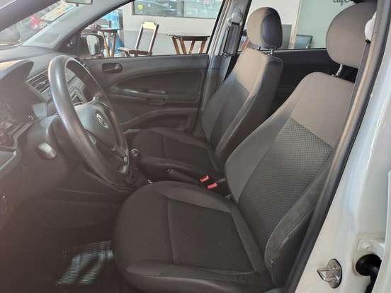 VOLKSWAGEN-GOL-1.0 12V MPI TOTALFLEX 4P MANUAL VOLKSWAGEN-GOL-2022