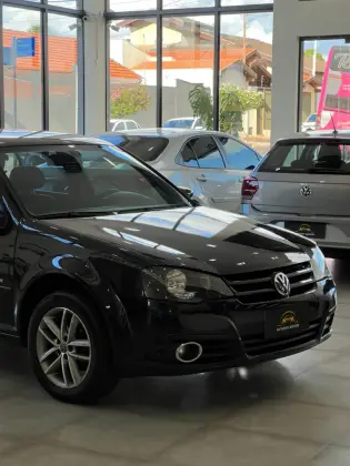 VOLKSWAGEN GOLF 1.6 MI SPORTLINE 8V FLEX 4P MANUAL VOLKSWAGEN GOLF 1.6 MI SPORTLINE 8V FLEX 4P MANUAL