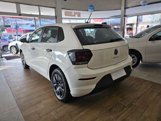 VOLKSWAGEN-POLO-2023