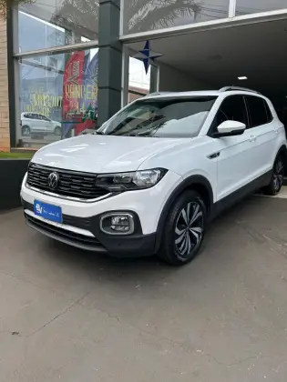 VOLKSWAGEN T-CROSS 1.4 250 TSI TOTAL FLEX HIGHLINE AUTOMÁTICO