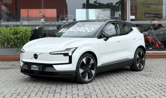 VOLVO EX30 69 KW ELÉTRICO ULTRA