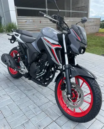 YAMAHA FZ25 FAZER CONNECTED ABS YAMAHA FZ25 FAZER CONNECTED ABS