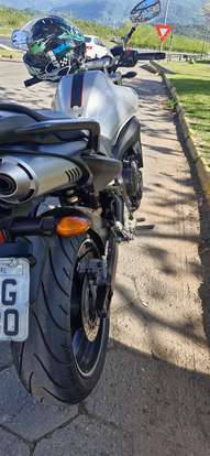 YAMAHA-FAZER 600-2008