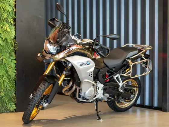 BMW F 850 GS ADVENTURE PREMIUM BMW F 850 GS ADVENTURE PREMIUM