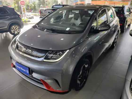BYD DOLPHIN 44,9 KW ELÉTRICO BYD DOLPHIN 44,9 KW ELÉTRICO